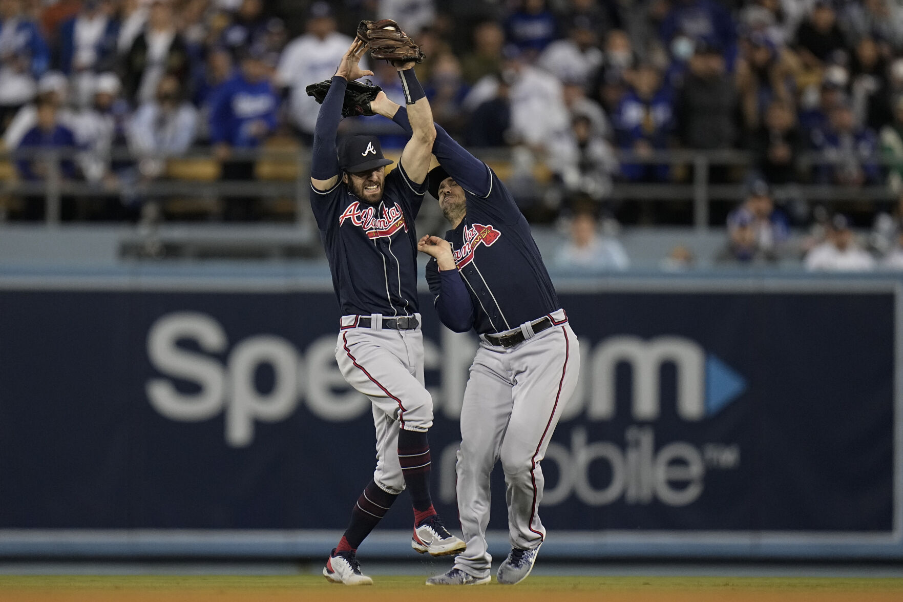 APTOPIX NLCS Braves Dodgers Baseball